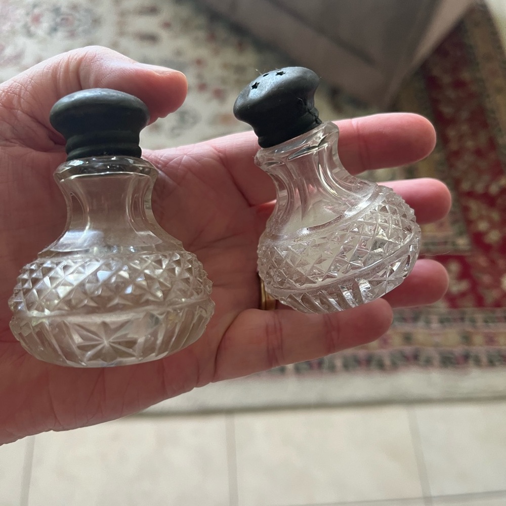 Late 1800 Czech crystal cut and sterling .925 salt and pepper shaker